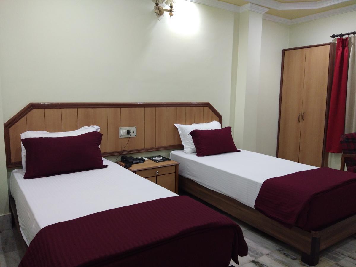 Oyo 24916 Hotel Aquatic Palace Kalyani Exteriér fotografie
